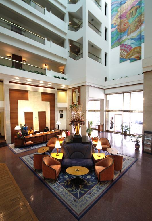 Hotel Sagar Plaza City Centre Pune Exterior foto